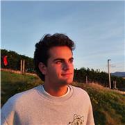 Estudiante de grado en comercio y marketing, con aptitudes y capacidad para poder transmitir conocimientos de todo tipo